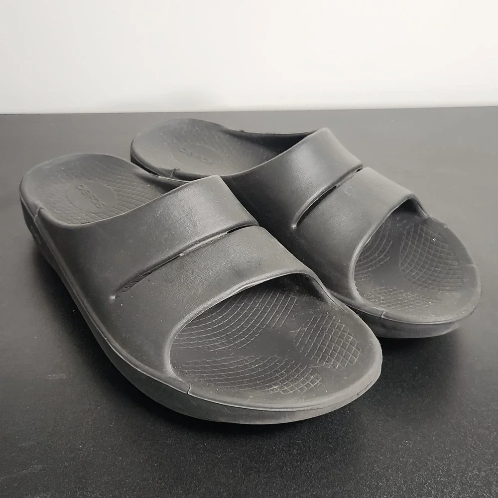 OOFOS Slides Mens 9 Womens 11 Black Ooahh Recovery Comfort Sport Sandal Beach